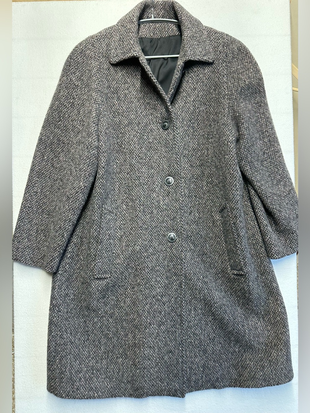 Women’s XXL Gray Wool Herringbone Overcoat – Classic Button Front – P2P 25”